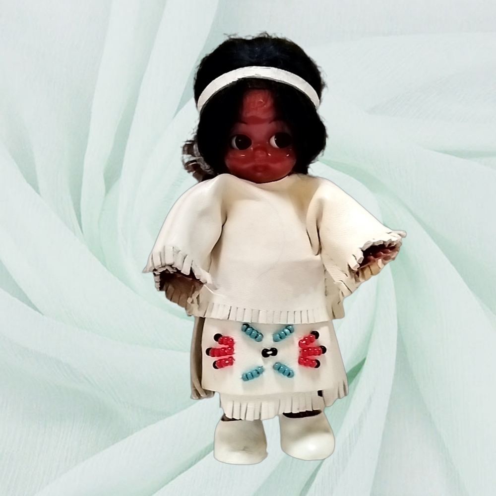 Native American Indian Papoose Doll